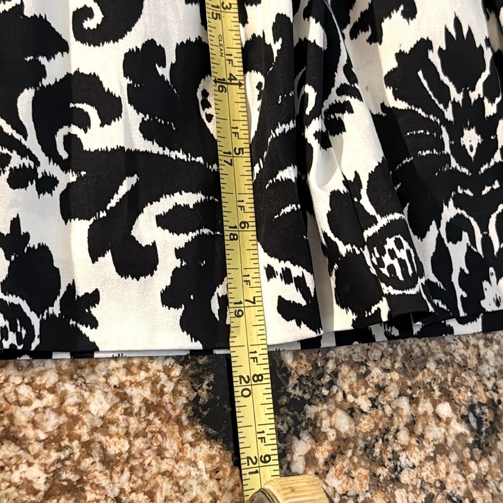 Ann Taylor Loft Elegant Black and white petite mini Skirt - Picture 6 of 11